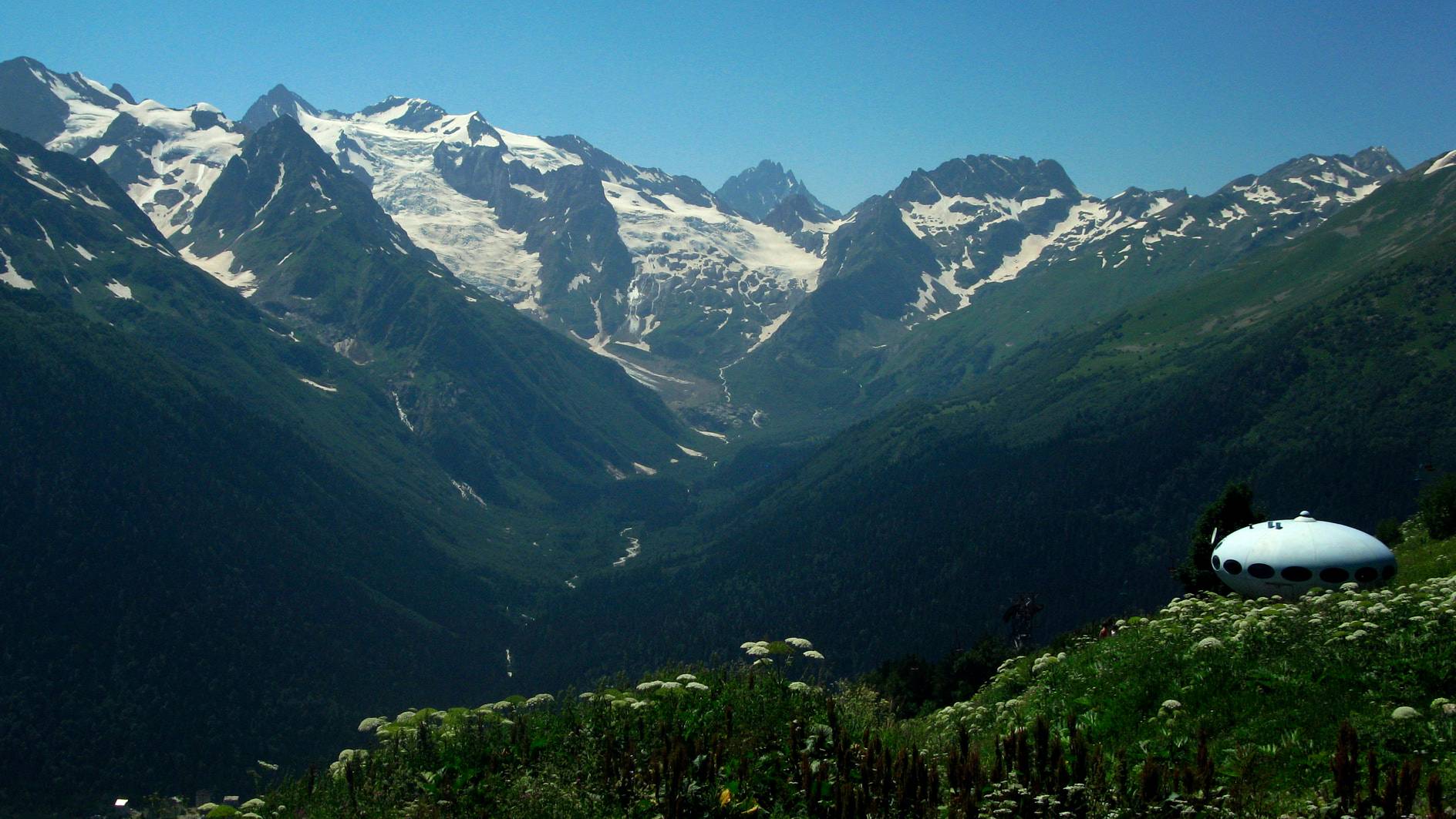 Горы. Домбай, Карачаево-Черкессия, Северный Кавказ
