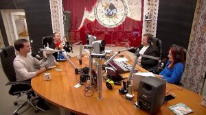 Какую игрушку вы любите  больше всех? Гости: Валерия Феоктистова и Максим Бекметов, артисты.