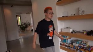 ГЛЕНТ СЛОМАЛ НОГУ ! _Пранк над Друзьями_