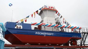 Второй нефтемусоросборщик нового проекта спустили на воду на Онежском заводе