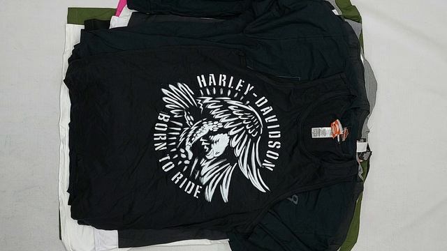 Фото лота №39851 по запросу Футболки оптом