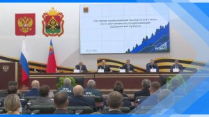 31.10.2025   Губернатор Кузбасса Илья Середюк обсудил безопасность труда на предприятиях