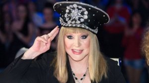 Дом на себя, а землю на фирму: Оформила Пугачева в Болгарии