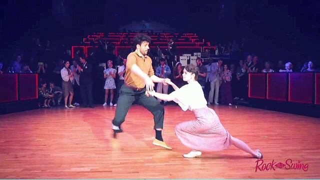 УЛИЦА ВОКЗАЛЬНАЯ. ЗВЕЗДА ШАНСОНА