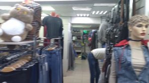 Объявление в отделе нижнего белья.