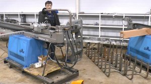 Трубогиб для круглым стальных труб 32 мм - серийная гибка стали на трубогибе MASTER.3X