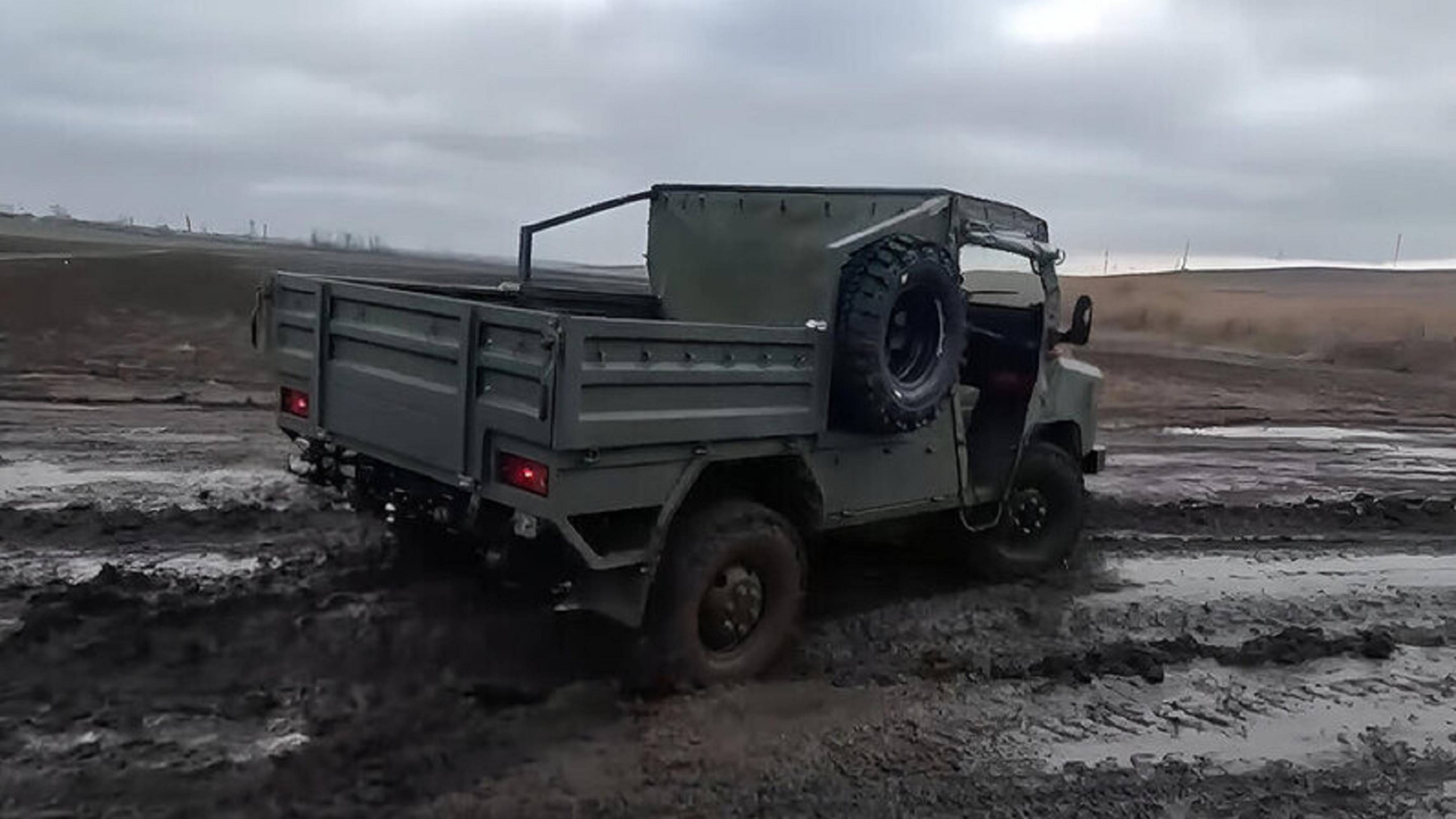 Зенитные лазеры и фронтовой грузовик.