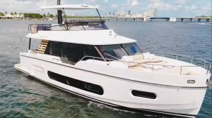 Лучший из серии Magellano. Итальянский Azimut Magellano 60