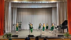 «Лягушачий хор», исп. учащиеся 1 кл. хор.-кого отд., преп. Пронина Ольга  Леонидовна