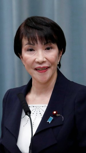 2025. ПЕРВАЯ ПРЕМЬЕРША ЯПОНИИ: БЕЗДЕТНАЯ РАЗЛУЧНИЦА, МИЛИТАРИСТКА И СЕКТАНТКА. Прогноз А.РОЖИНЦЕВА