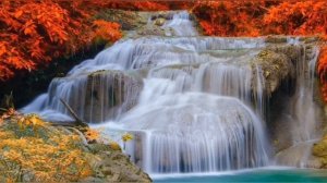 Водопады.Релакс.Водопады созданы в двух нейросетях.