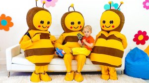 Влад и Ники - Детские истории о пчёлах и правилах безопасности в бассейне!