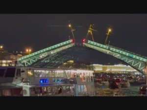 Развод мостов в Санкт-Петербурге