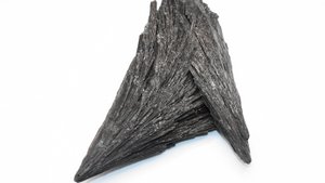 Чёрный Кианит «Ведьмина метла» 108 г,  Бразилия