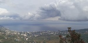 Самые шикарные виды Ялты: по Штангеевской тропе от Ставри-Кая до водопада Учан-Су - шикарные виды