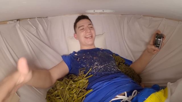 КТО ПОСЛЕДНИЙ ВЫЛЕЗЕТ ИЗ ГРОБА ! ЭКСТРЕМАЛЬНЫЙ ЧЕЛЛЕНДЖ смотреть онлайн