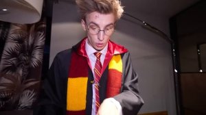 Выживаем в ФИЛЬМЕ УЖАСОВ 24 Часа !