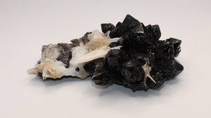 Чёрный Кварц Морион с Папиршпатом 281 г, Дальнегорск