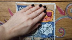 Декор на Хеллуин 2025г. герлянду из тыкв и вышивка "Скелетон".