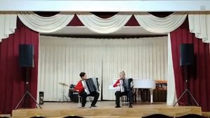 Под небом Парижа.mp4