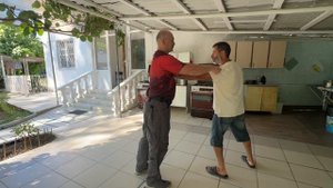 Про плечо)))