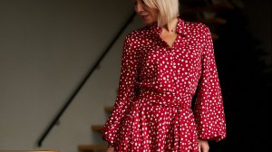 ШЕЛКОВОЕ ПЛАТЬЕ В ГОРОШЕК СОВЕРШЕНСТВО