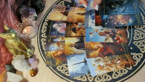 Будет ли он к Вам проявляться 🤔 💞 таро расклад на отношения