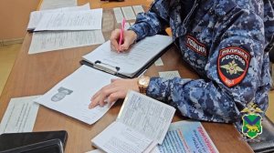 Организованную группу, незаконно легализовавшую не менее 60 иностранцев, выявила полиция Приморья