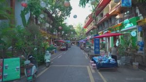 Китай. Прогулка по городу Цзинхун в провинции Юньнань