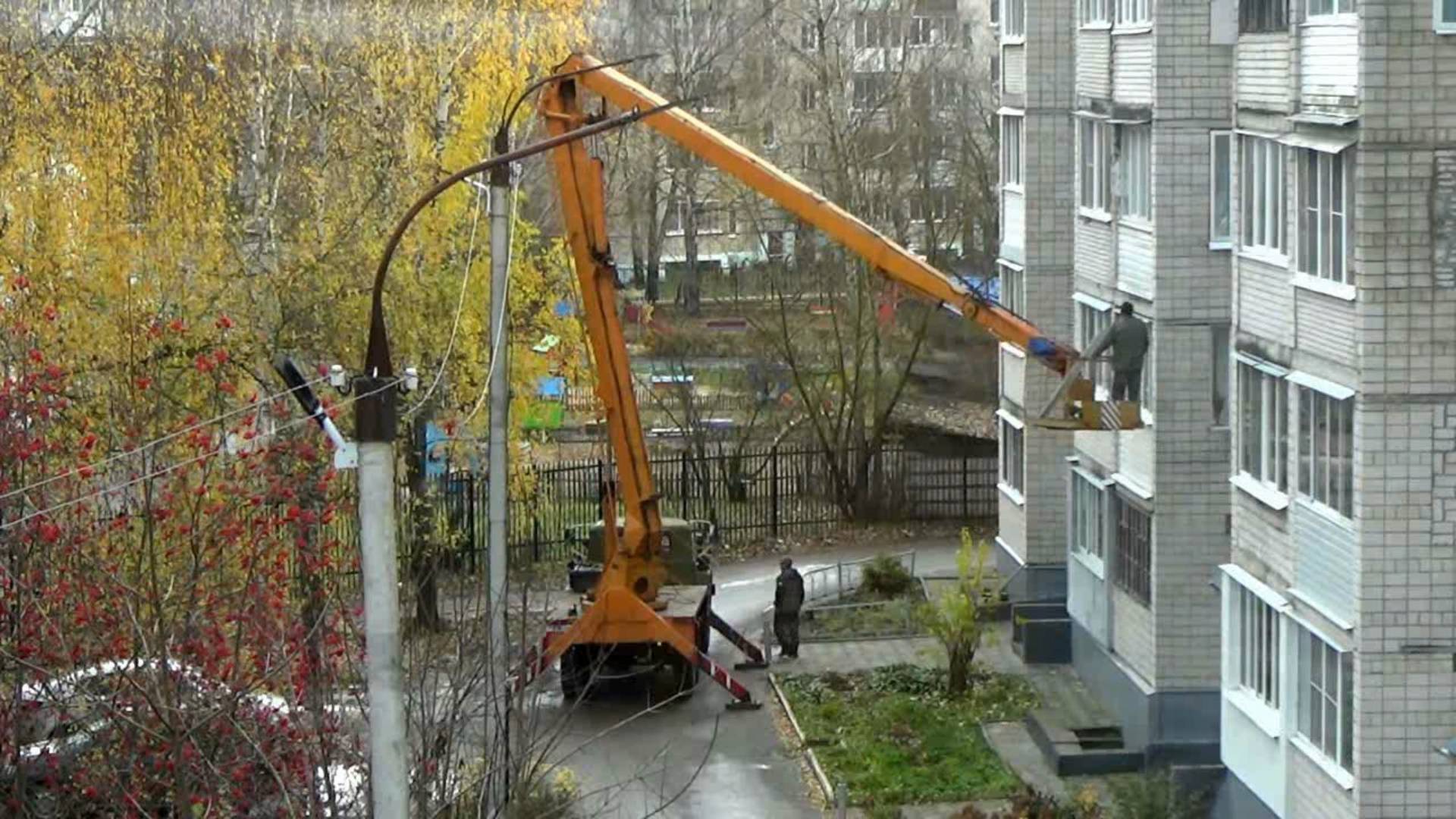 Высотные работы у дома №4 в Ефимьево города Вязники. Съемка 30.10.2025