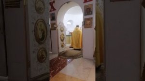 Дорогие братья и сестры! Божественная служба храм Святой Троицы