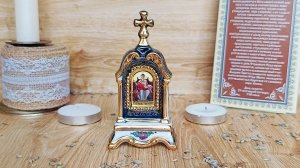 Киот Спиридон Тримифунтский, гжельский фарфор