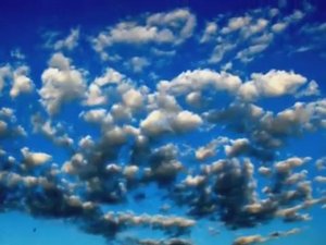 Летит по небу ...