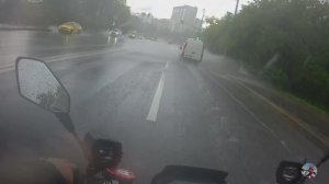 Испытываю #электромотоцикл водой на прочность #ЛёхаЛис