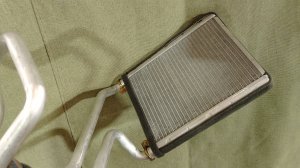 Замена радиатора печки Toyota Corola 120 кузов, левый руль.