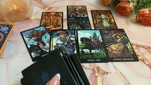 Есть ли у него симпатия на стороне🔮❤️🔥Таро