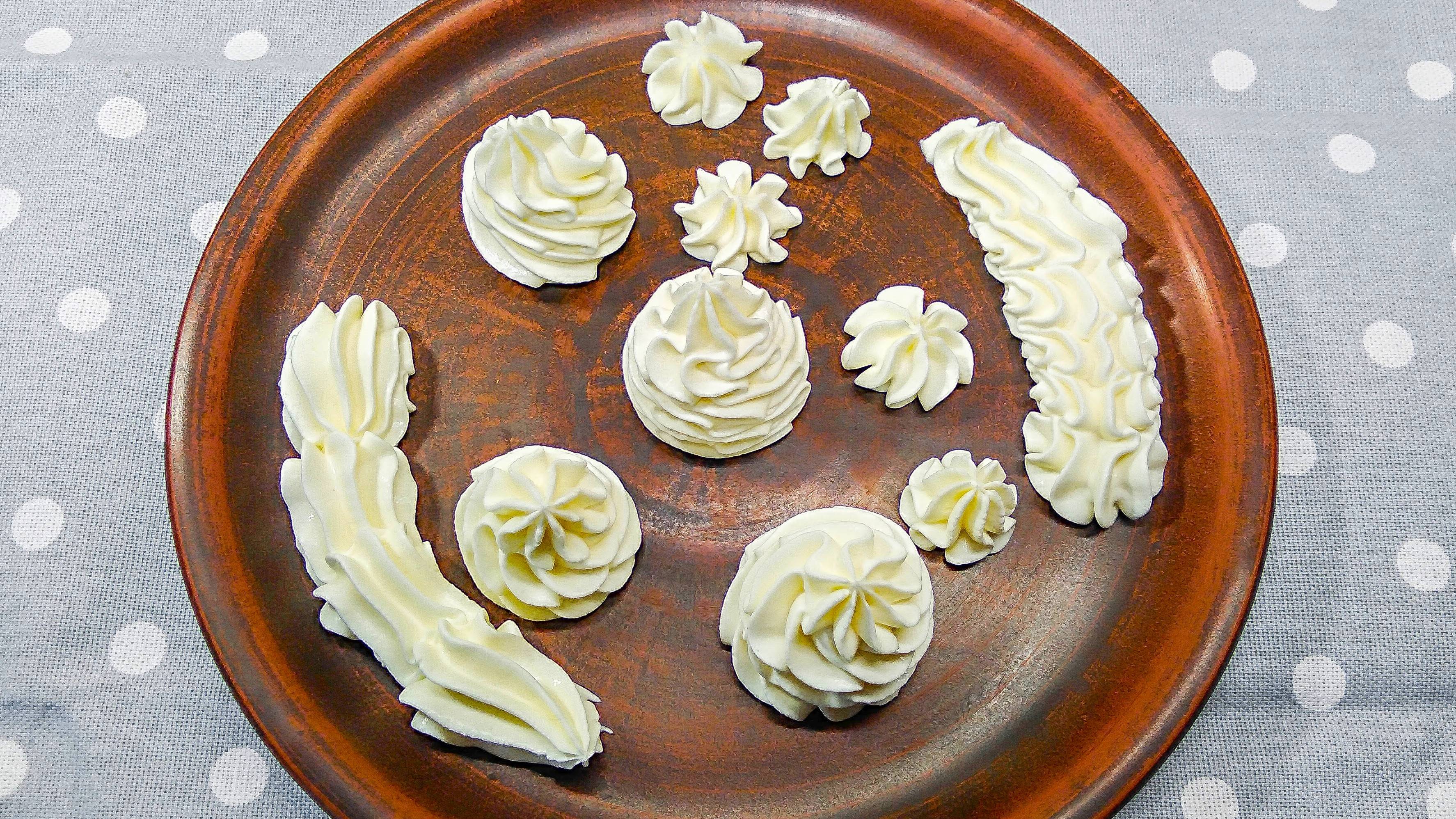 КРЕМ как облако , для прослойки торта и украшения.