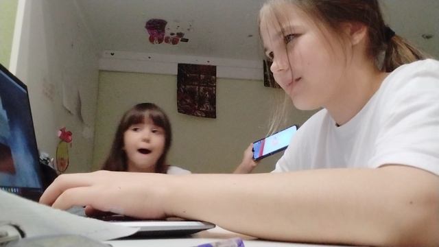 ОББИ Хенджина, мл сестра его фан, ХАЗАХАЗА смотреть онлайн