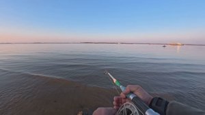 Осень. Стадион, рыбалка на верхогляда, на резинку 31.10.2025