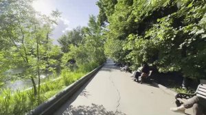 Настоящая Москва 2025 Повседневная жизнь столицы во время прогулки