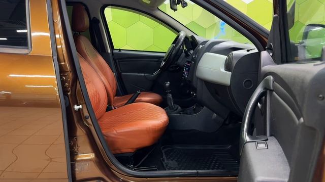 Renault Duster I Рестайлинг, 2015 смотреть онлайн