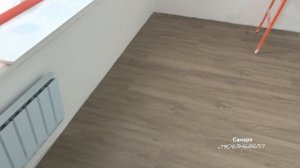 Укладка LVT плитки Aberhof на клей.