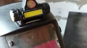 купил фонарик, небольшой, светит прилично долго, использование на фото, заставки01-11-2025