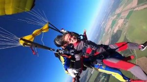 Прыжок с парашютом в тандеме с инструктором: Экстремальные развлечения Агентства Экстрима АХАА