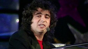 А это все Виктор Чайка написал - "Зимний сад","Ты не ангел","Транзитный пассажир"и т.д.