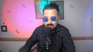 Продюсера Киркорова избили за Пугачеву. Бузова сама себя взломала. Максим и Копейск скандал.