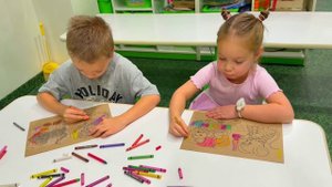 Аудио сказка Самуила Маршака "Сказка о глупом мышонке." Иллюстрация к сказке в старшей группе.