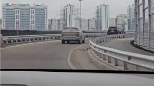 На новой развязке открыли въезд в Ново Комарово по готовому правоповоротному съезду