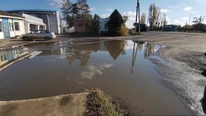 Свободы 300 лужа, в сезон дождей