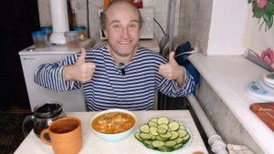 обед с Рыжулей. что было с лицом герцогини Альбы. мукбанг. обжор. еда на камеру. диета. шизофрения.